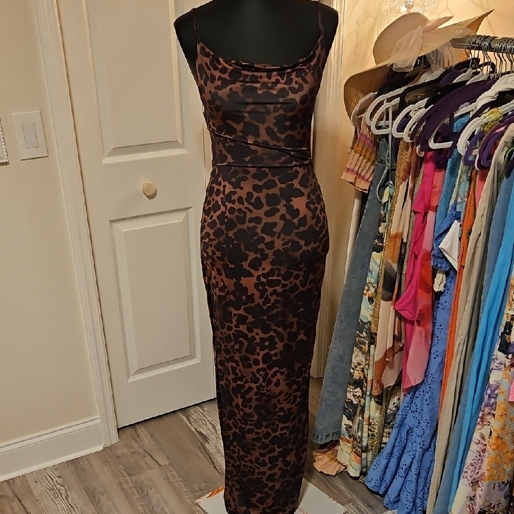 PrettyLittleThing Animal Print Maxi Dress